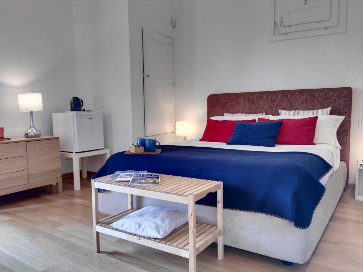 B&B La Casa Gialla Лечче Екстер'єр фото
