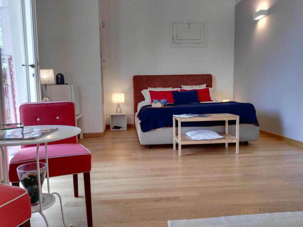 B&B La Casa Gialla Лечче Екстер'єр фото